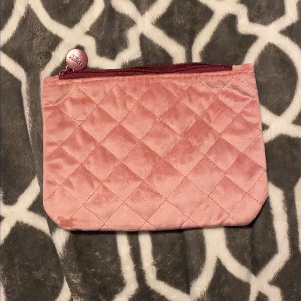 Makeup bag